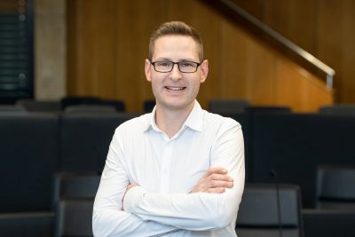 Portrait Florian Hofmann Portrait Florian Hofmann