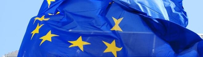 Europaflagge wehende Europaflagge